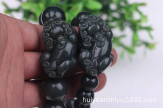 批发新疆和田玉青玉貔貅手链男女款貔貅手串青玉圆珠手串黑青色珠
