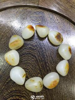 转让和田玉原石小籽