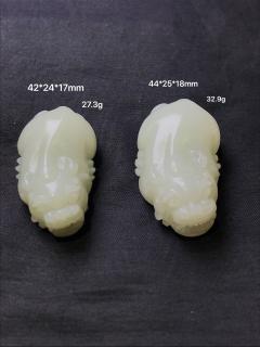 和田玉貔貅挂件一对