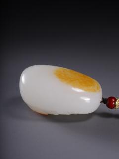 和田玉弥勒佛玉坠,尺寸:4.3×2.8×2.3厘米,重量53克